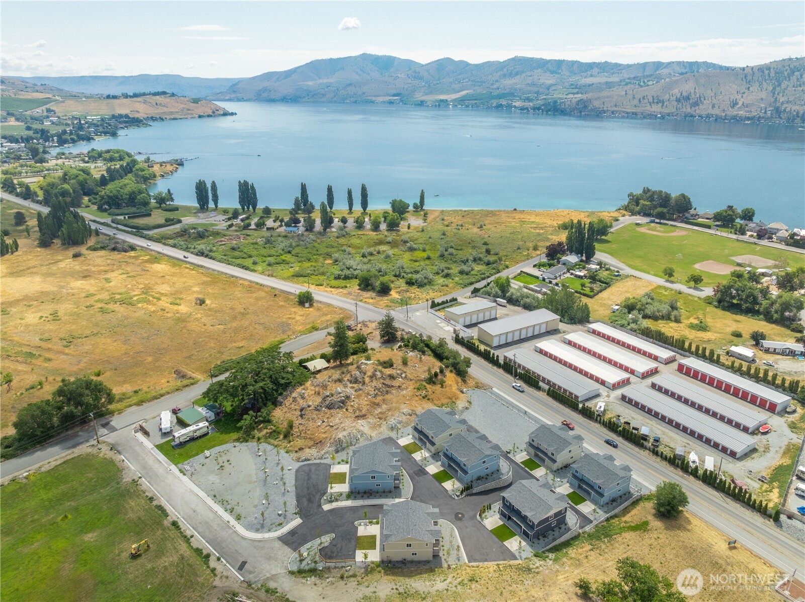 51 Phoebe Lane Unit: 14