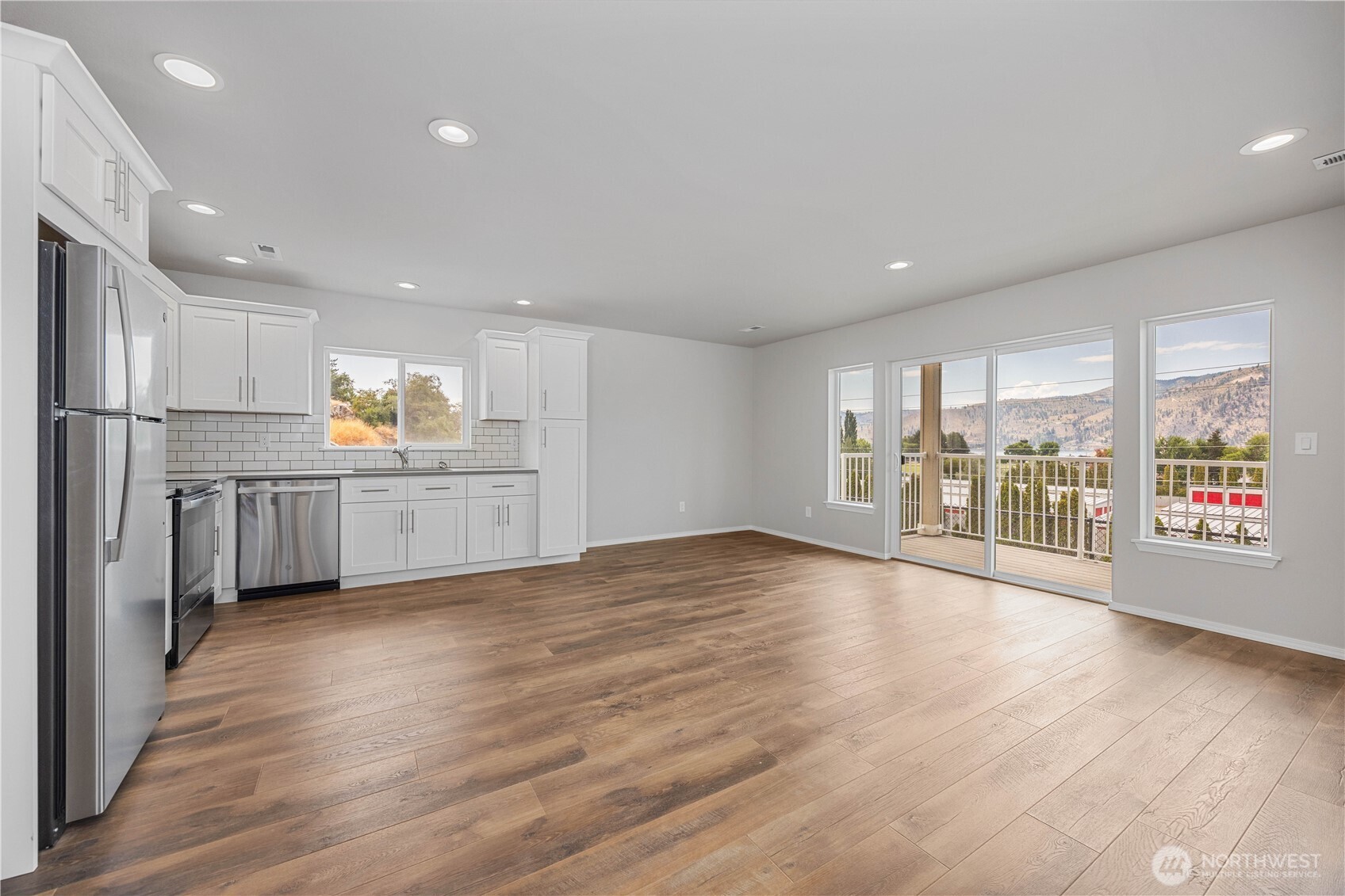 51 Phoebe Lane Unit: 14