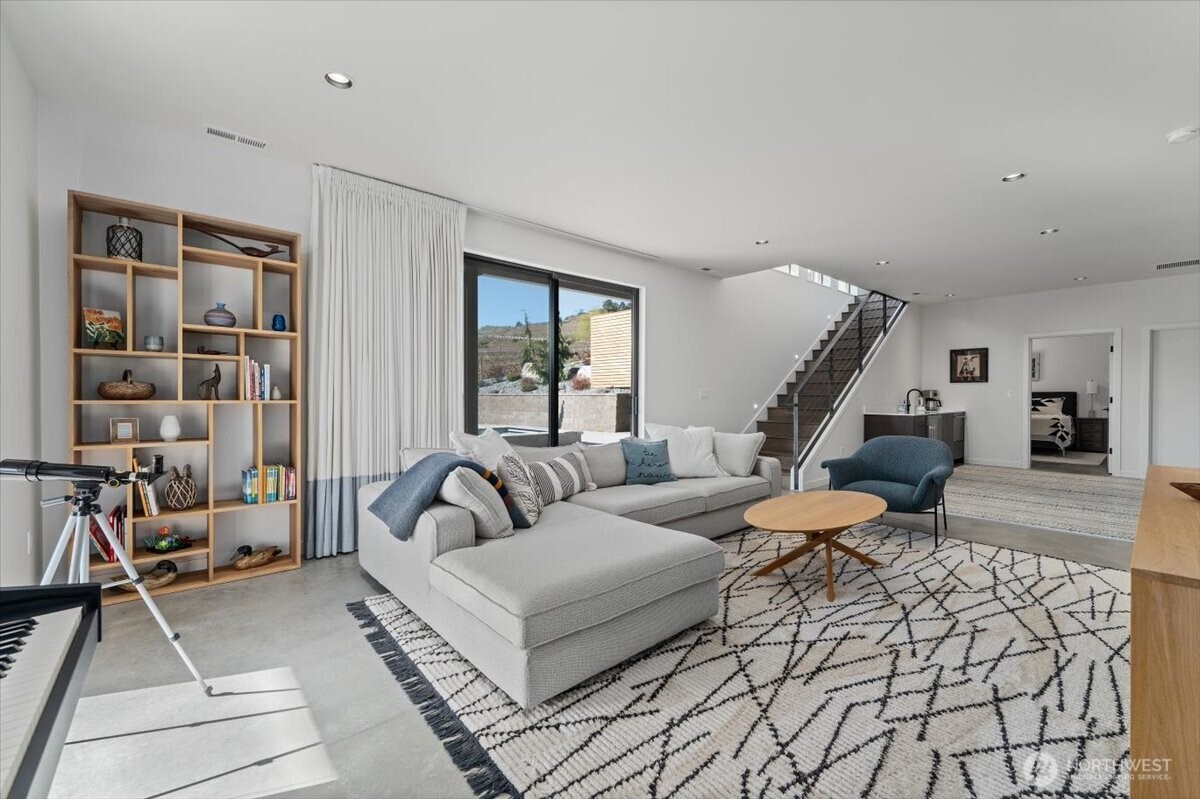 140 Clos Chevalle Road