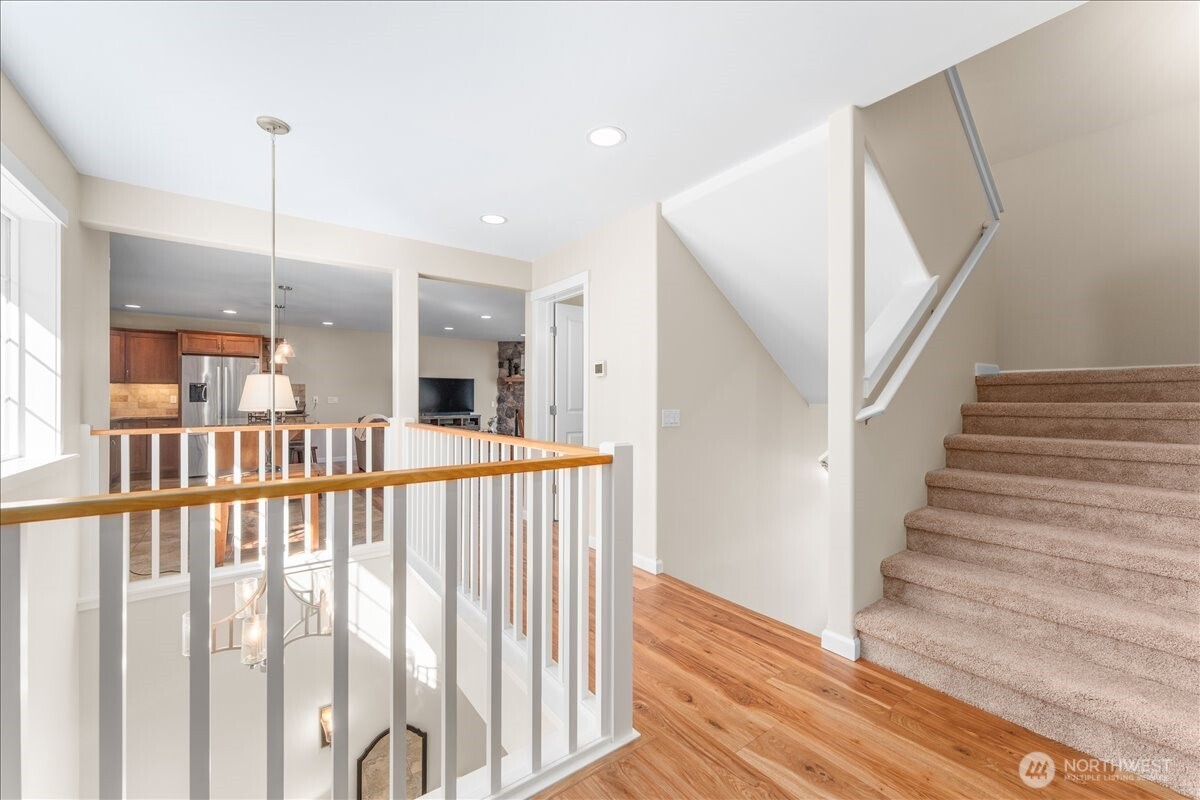 1120 W Woodin Avenue Unit: 3