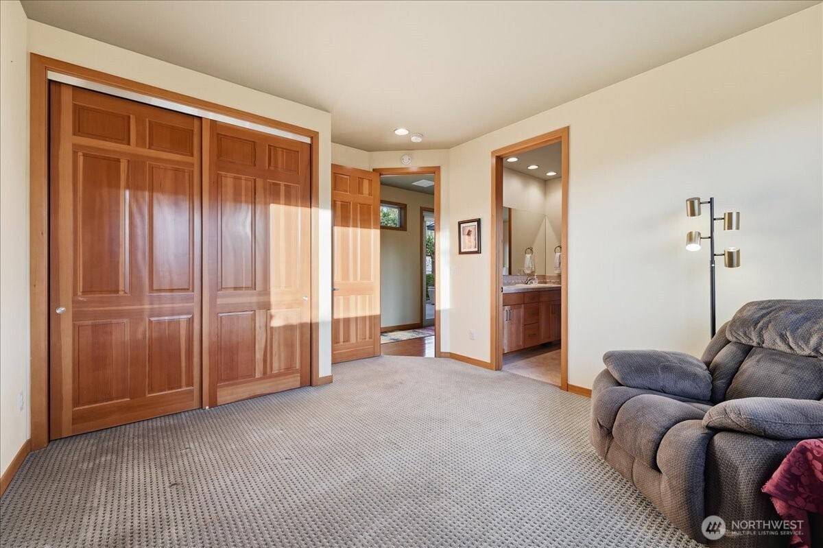 825 Hawks Meadow Road
