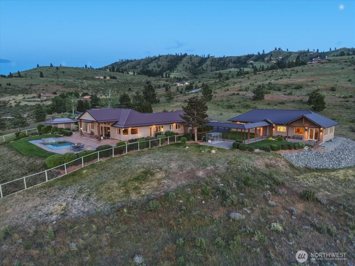 825 Hawks Meadow Road