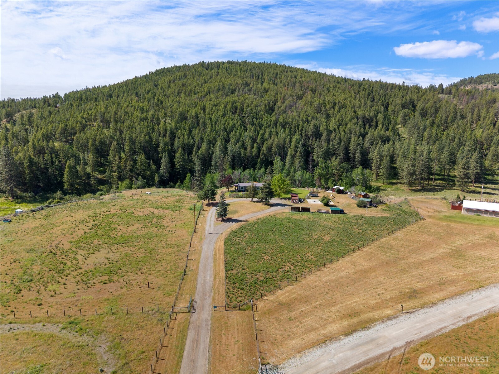 1574 Pine Creek Unit: B