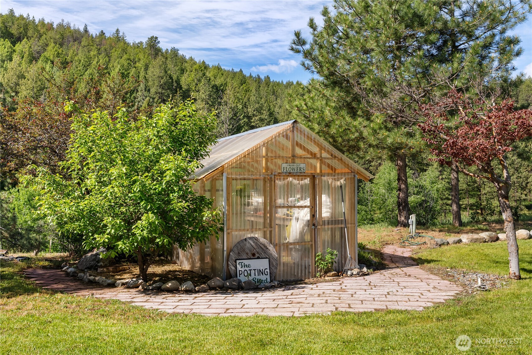 1574 Pine Creek Unit: B
