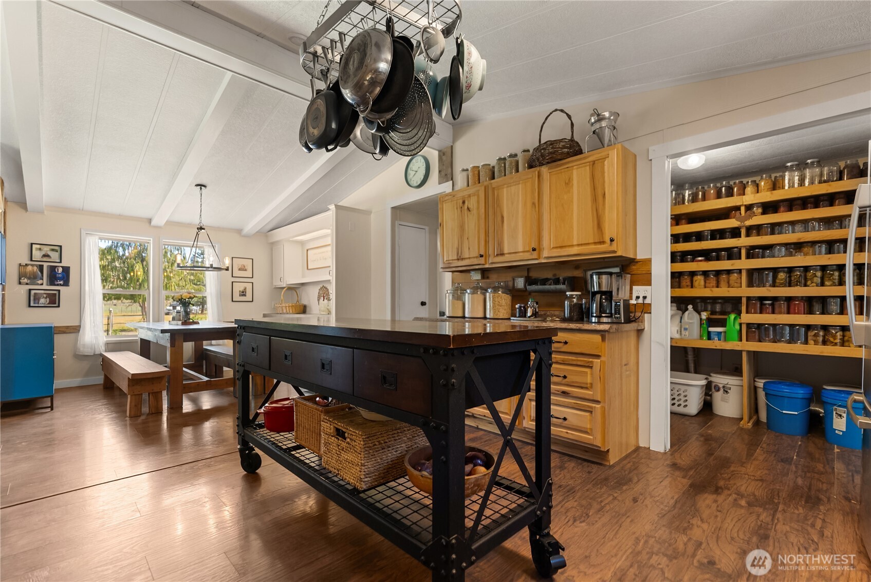 1574 Pine Creek Unit: B