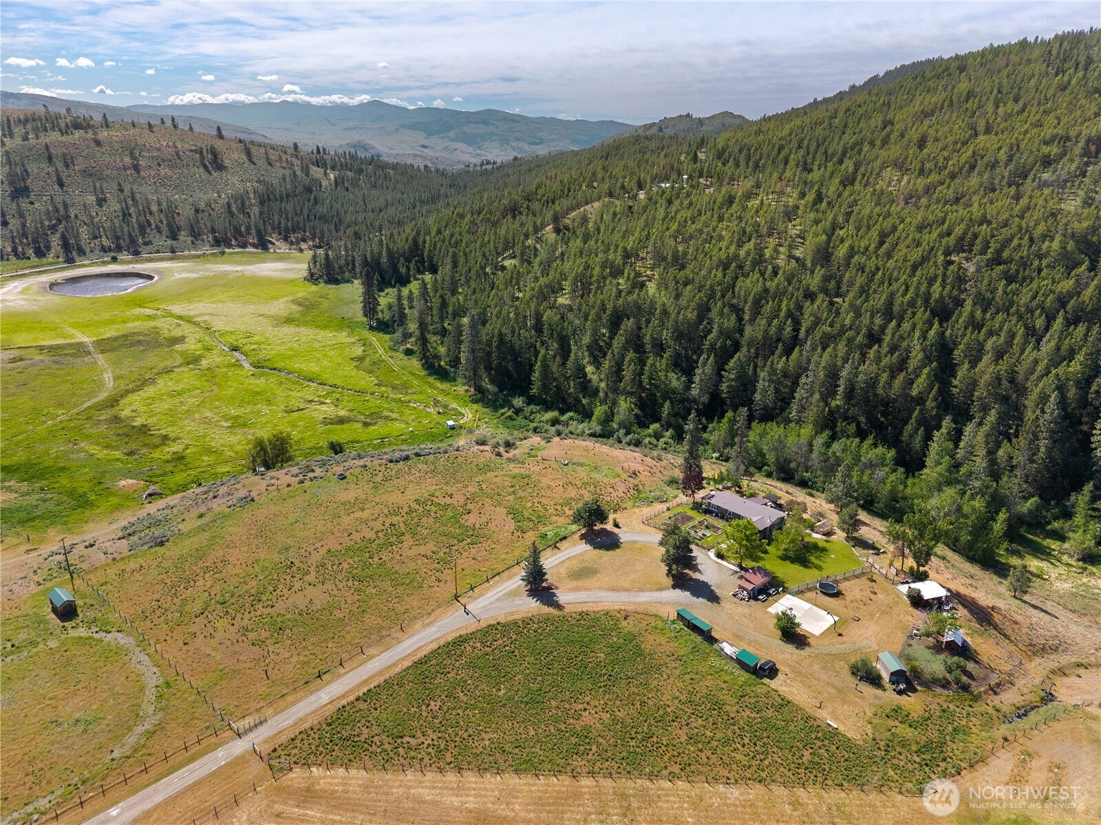 1574 Pine Creek Unit: B