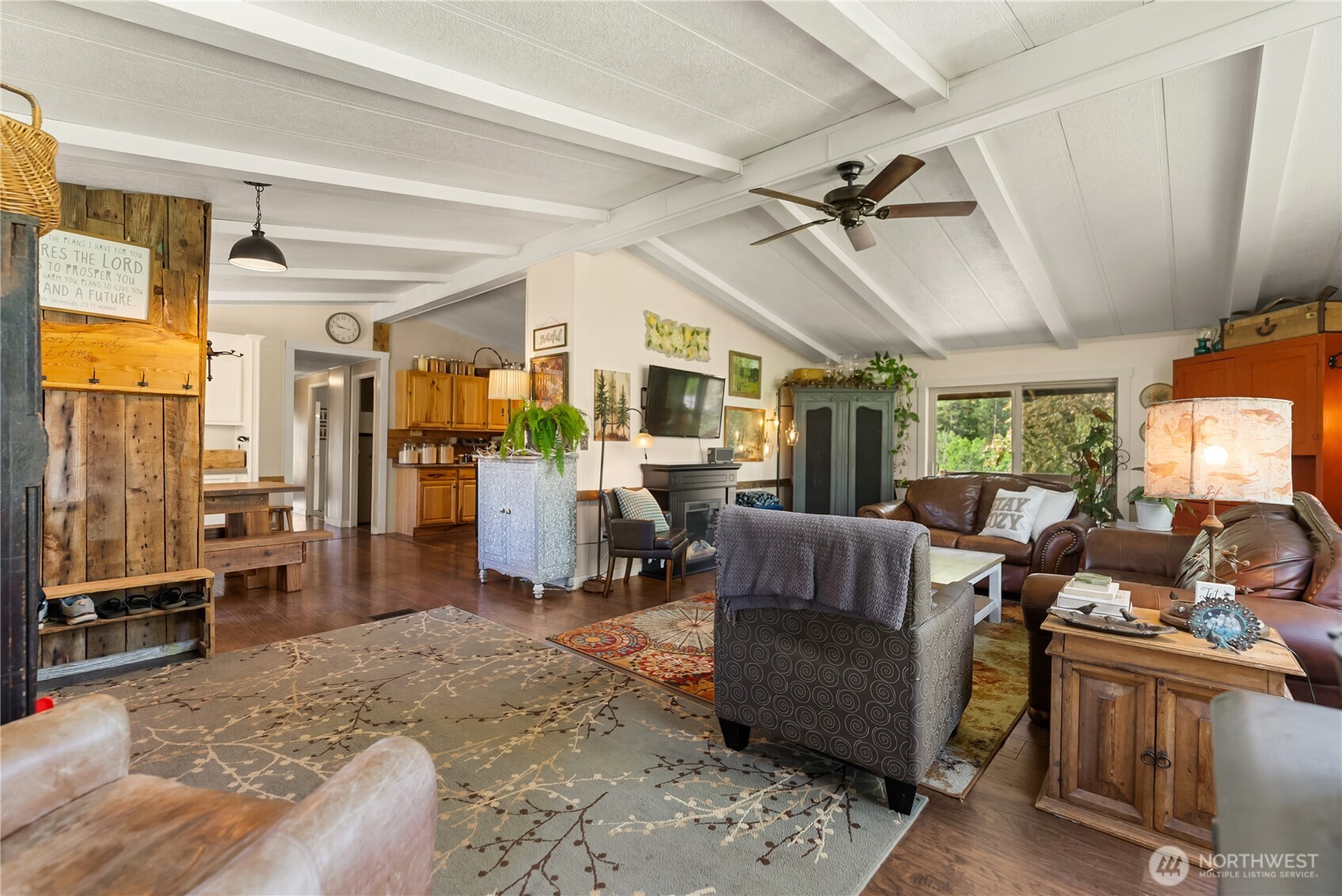 1574 Pine Creek Unit: B