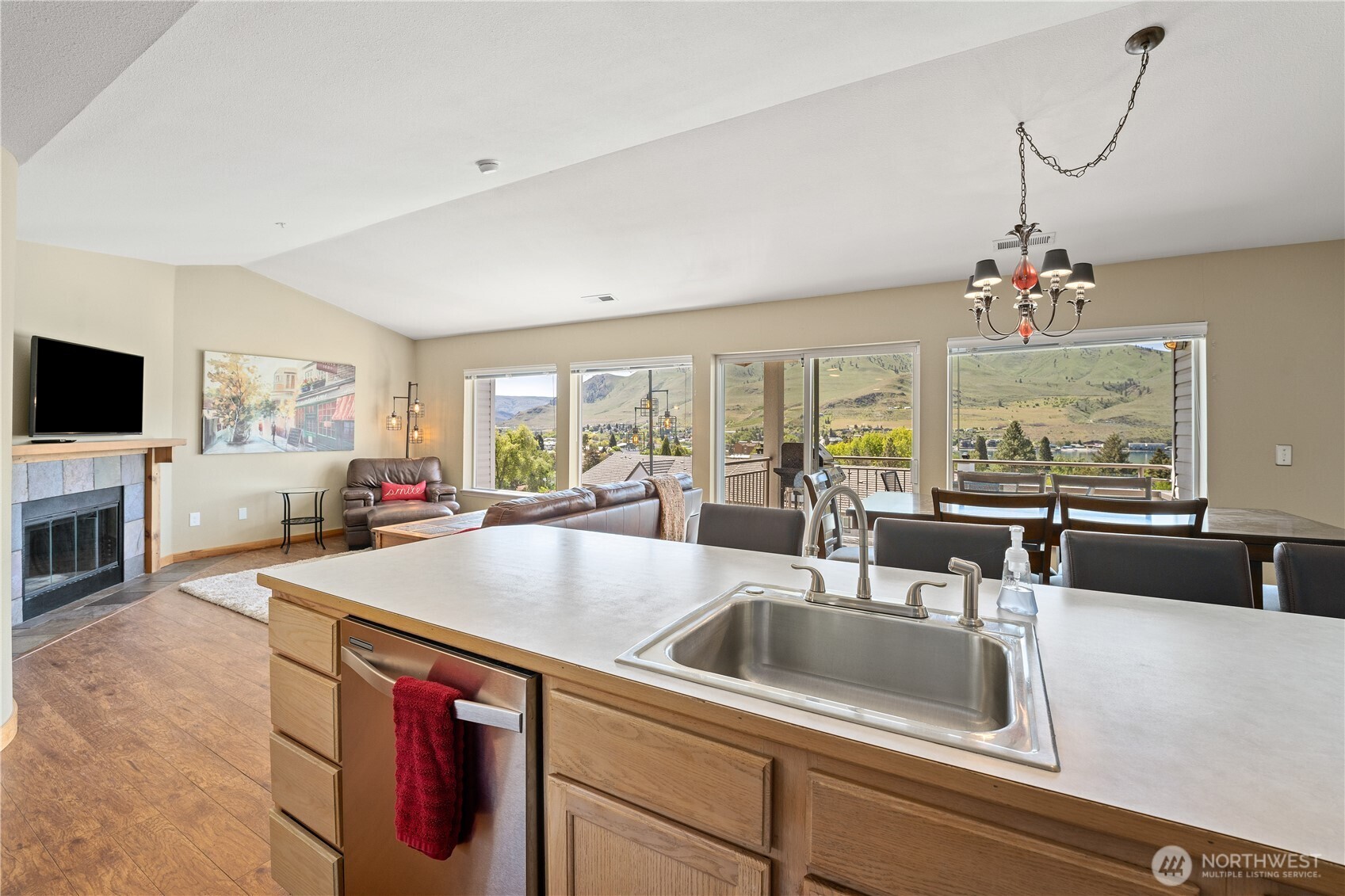 808 W Manson Highway Unit: C303