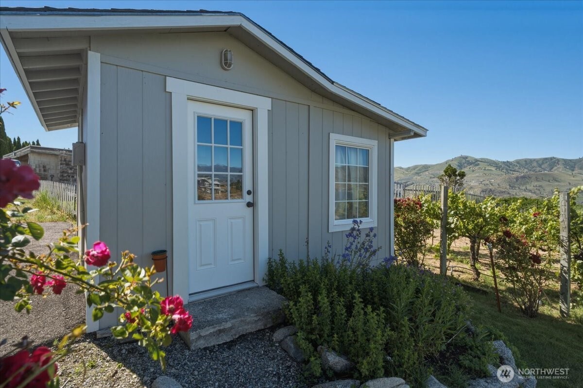 104 Orchard View Drive