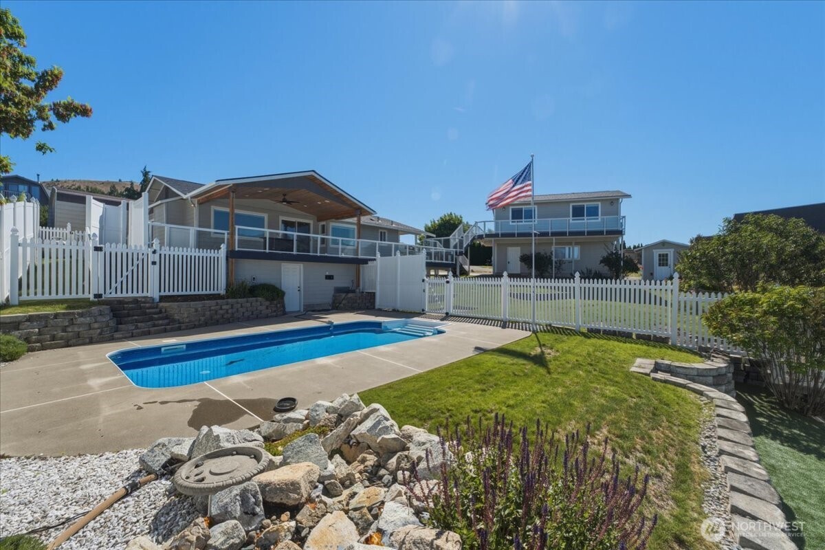 104 Orchard View Drive