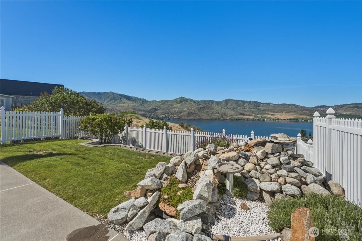 104 Orchard View Drive