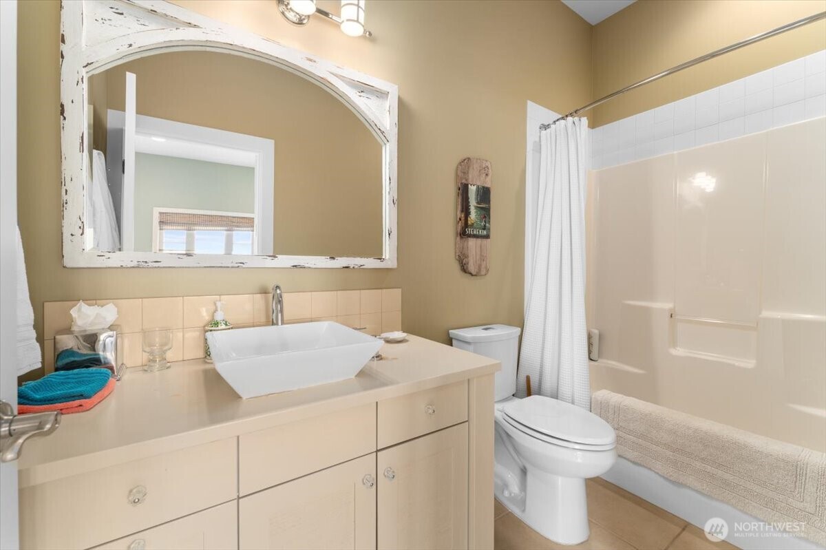 100 Ridgeview Drive
