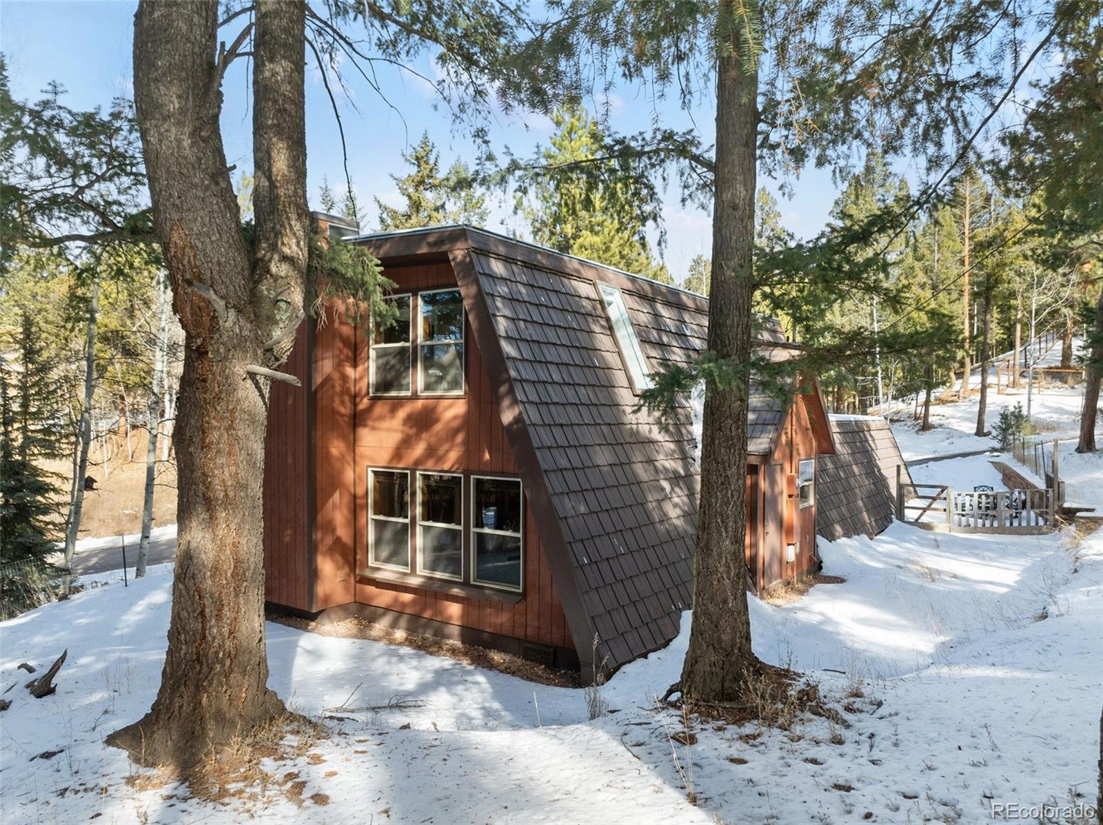 2619 Sunnywood Avenue