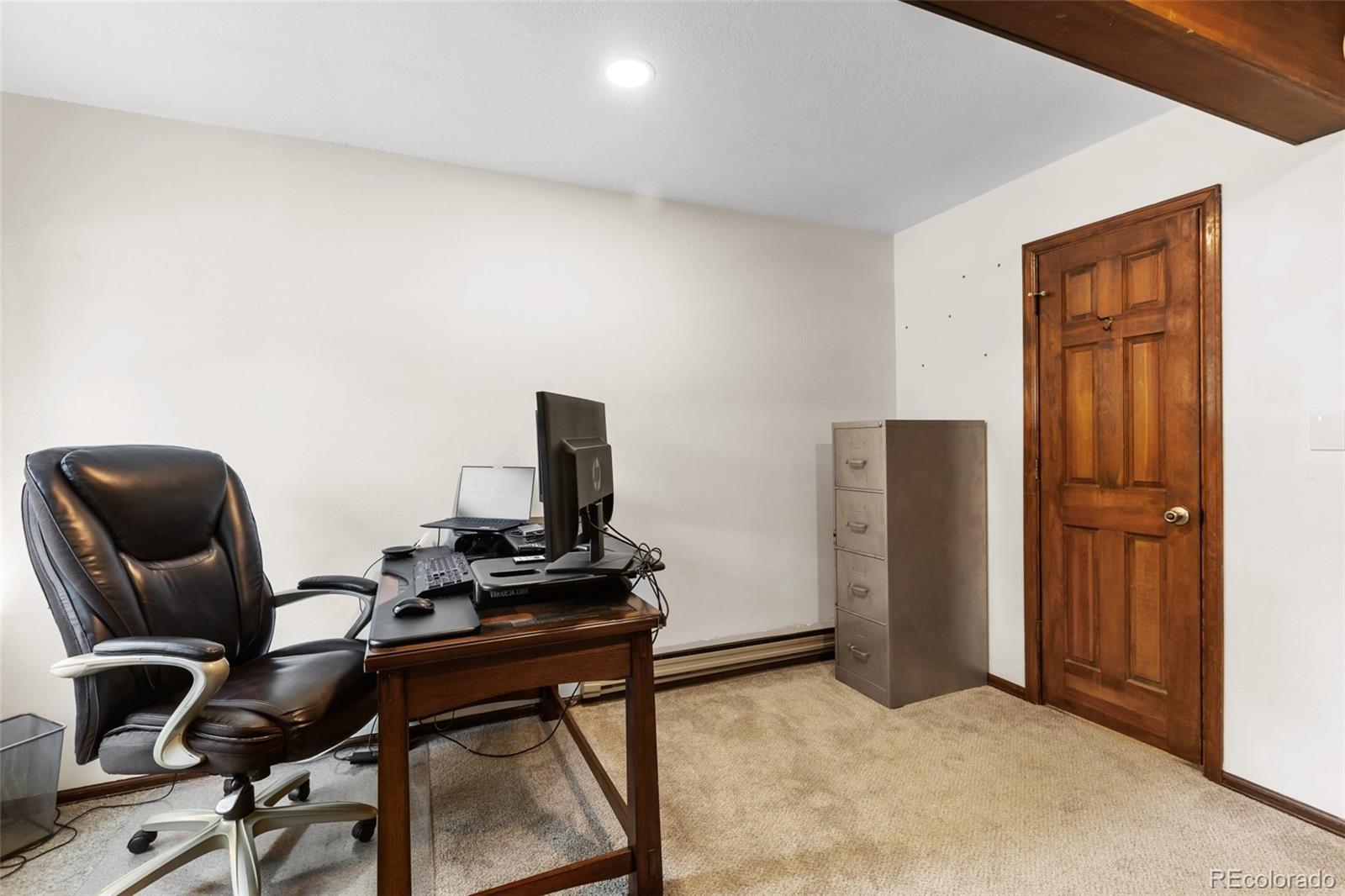 2619 Sunnywood Avenue