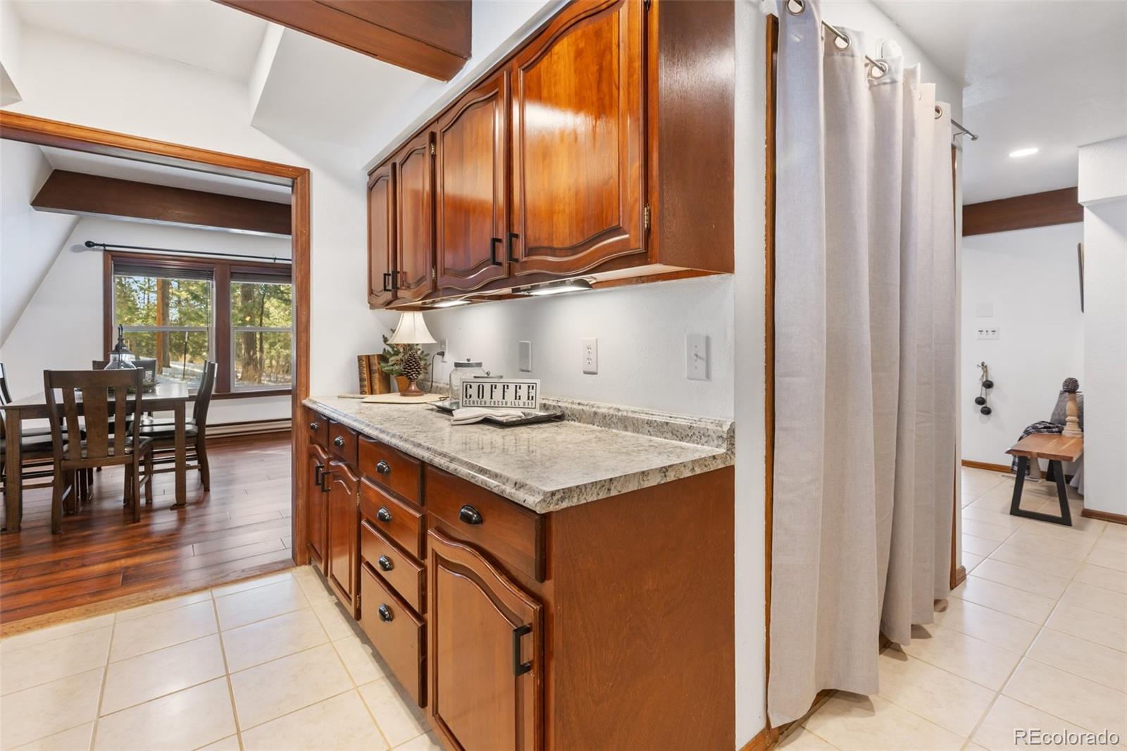 2619 Sunnywood Avenue