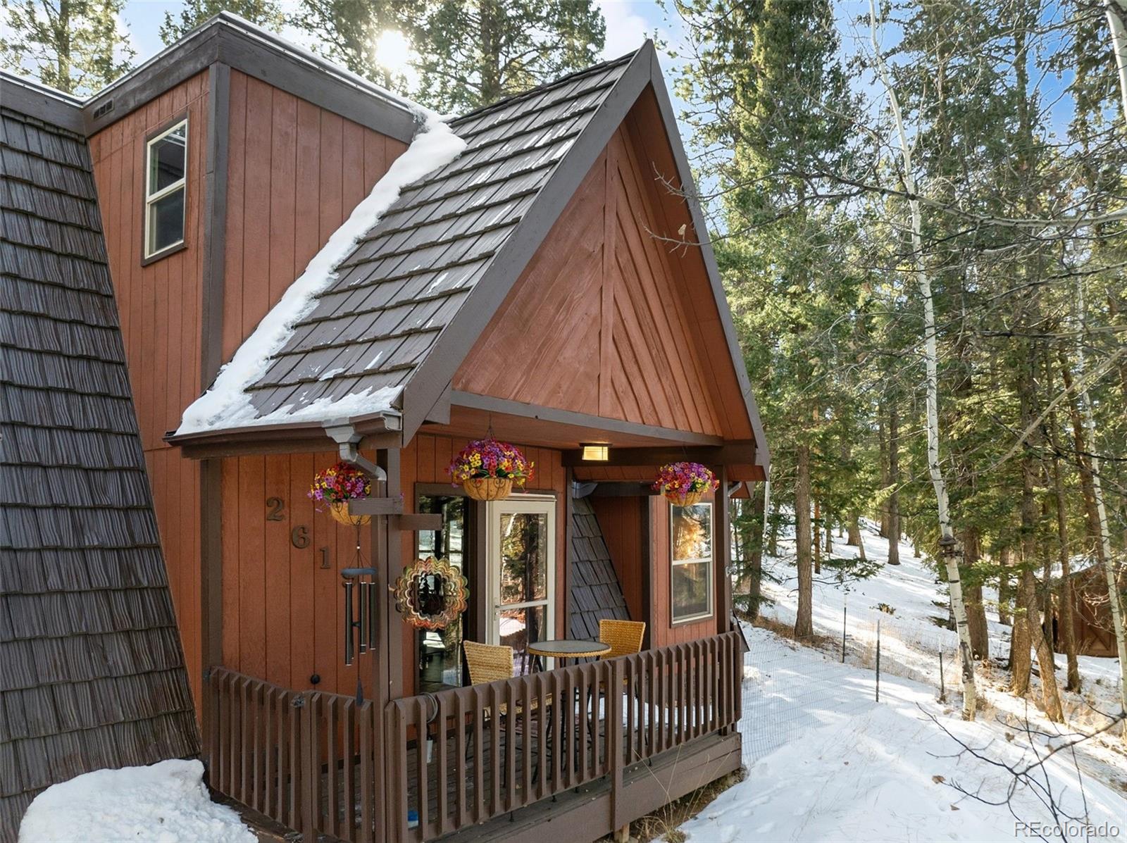 2619 Sunnywood Avenue