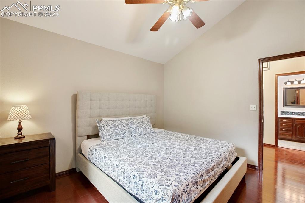 1068 Parkview Road