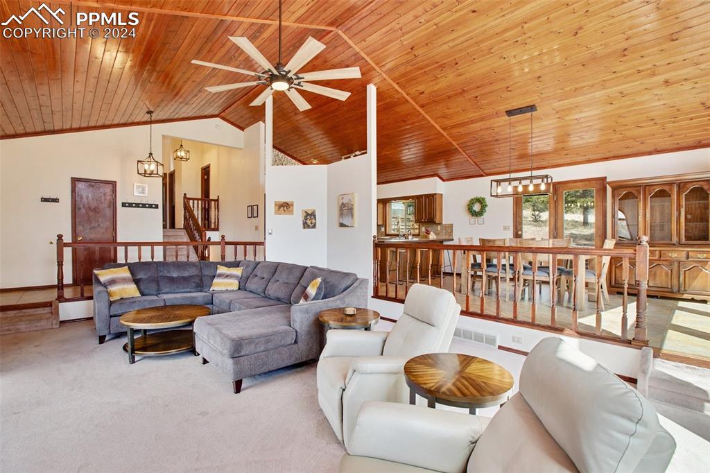 1068 Parkview Road