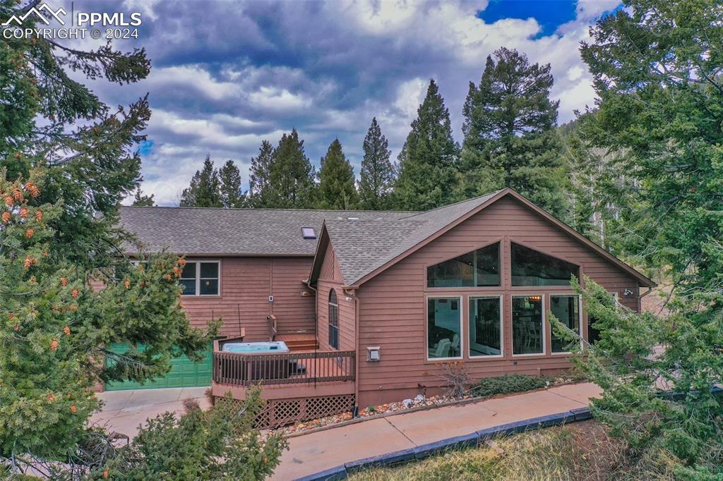 1068 Parkview Road
