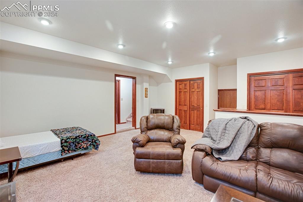 1068 Parkview Road