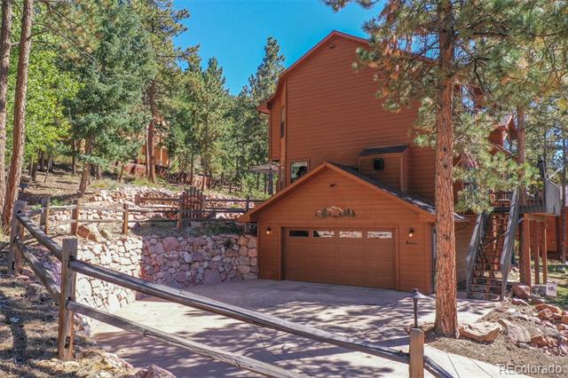 1261 Forest Edge Road