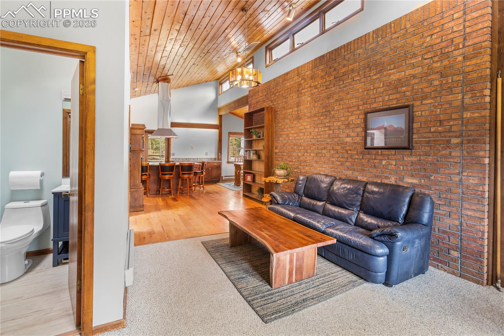 36 Illini Drive