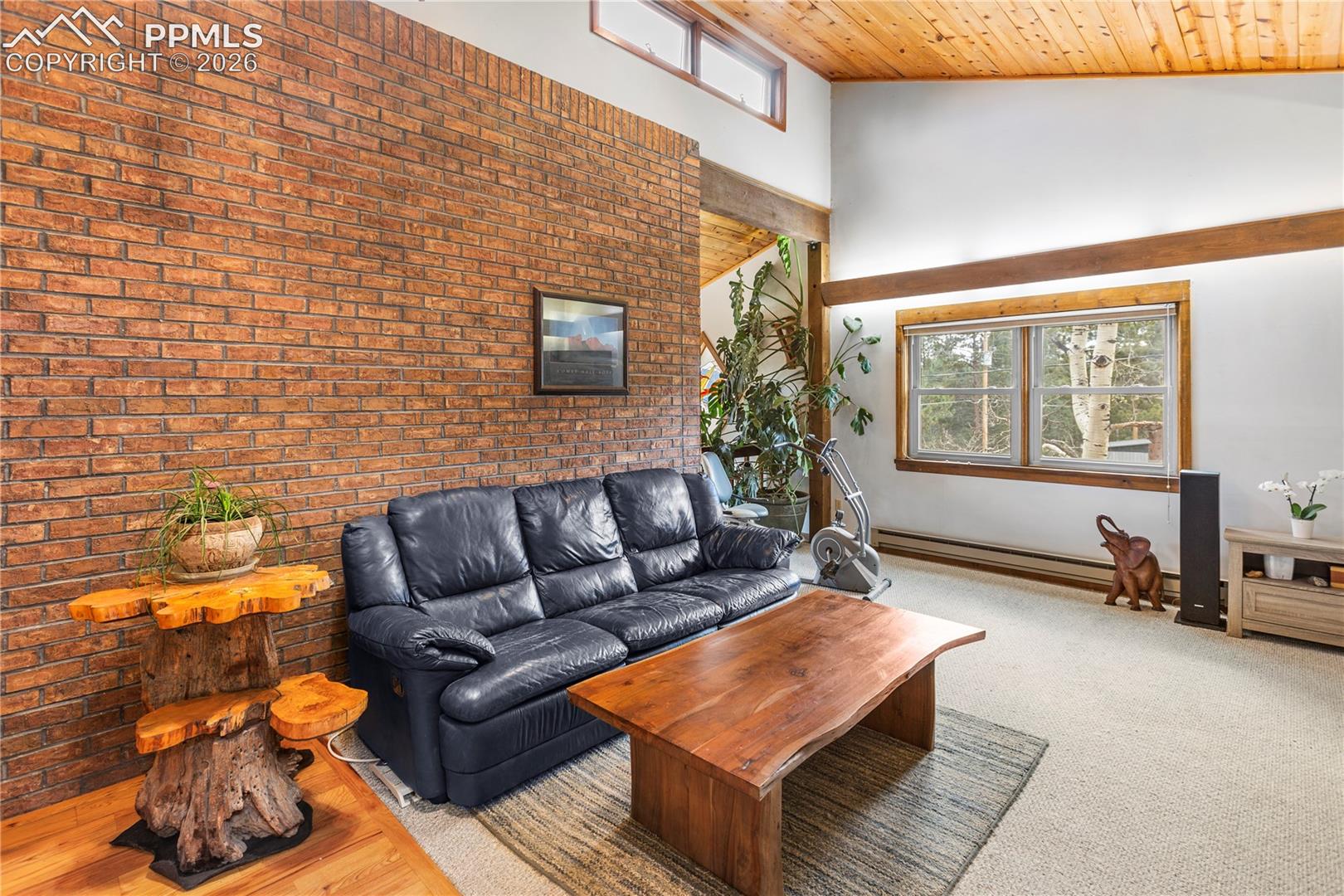 36 Illini Drive