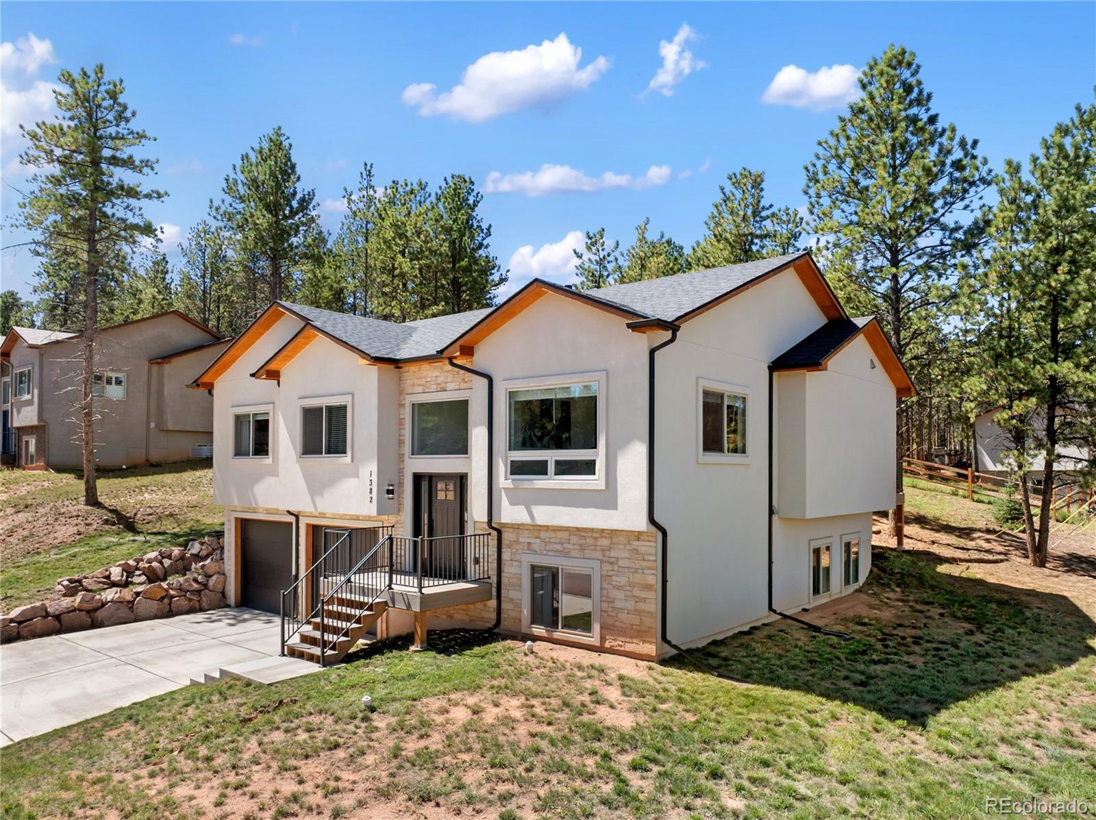 1382 Ridgestone Drive