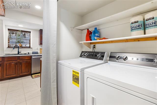 2619 Sunnywood Avenue