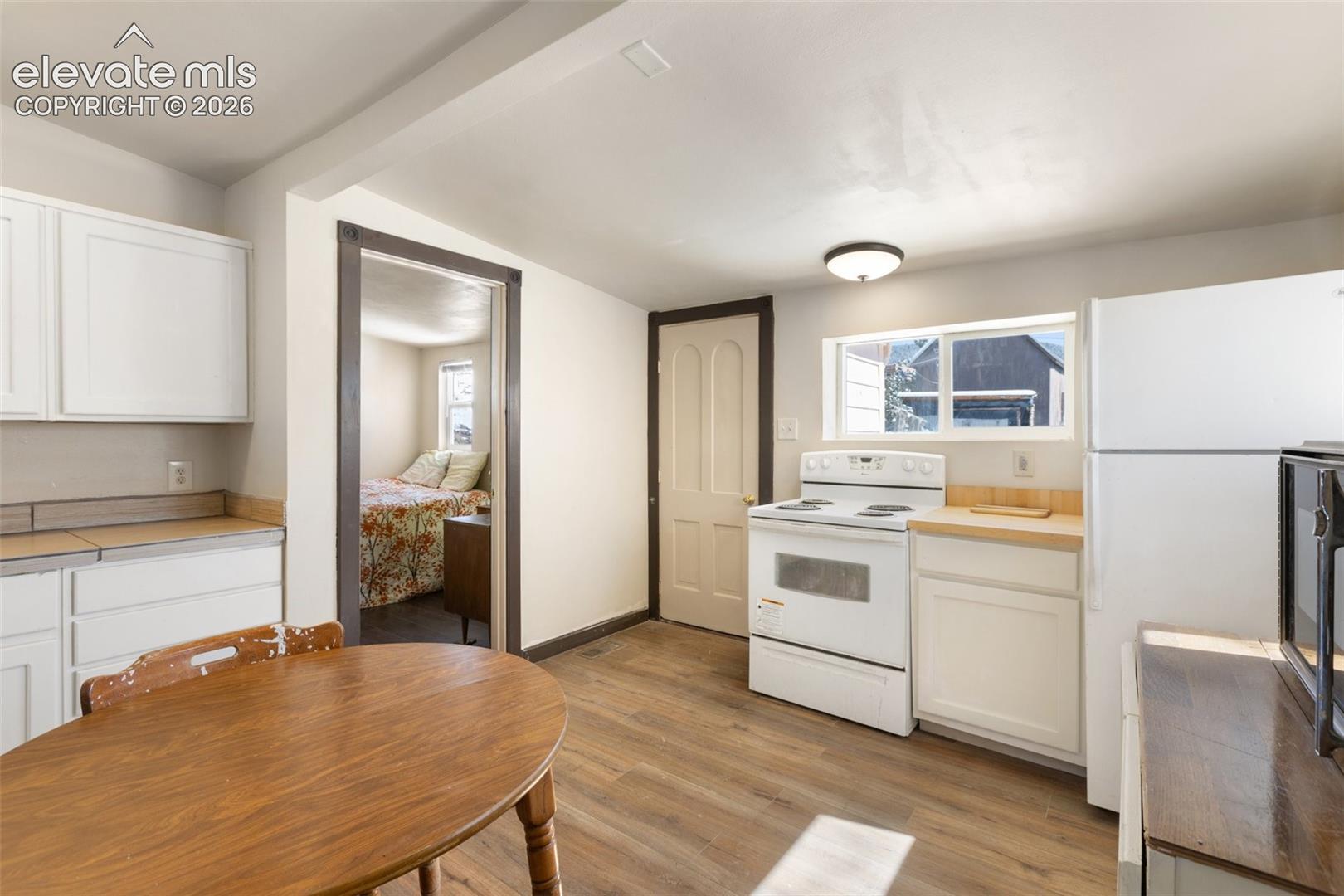 112 S 6th Street