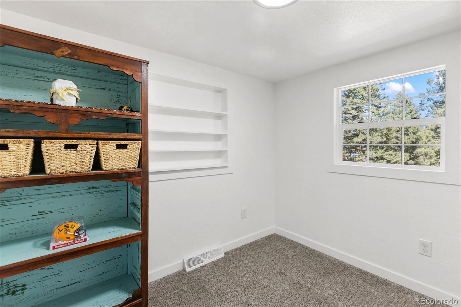 1625 N Mountain Estates Road