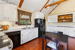 34 Piute Circle