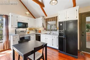 34 Piute Circle