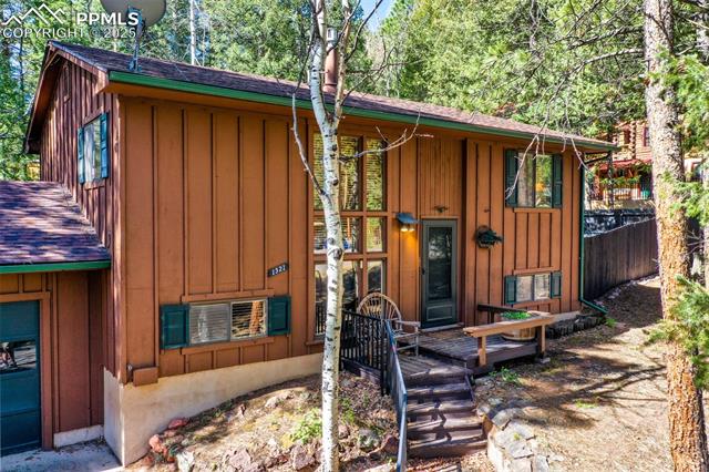 1321 W Midland Avenue