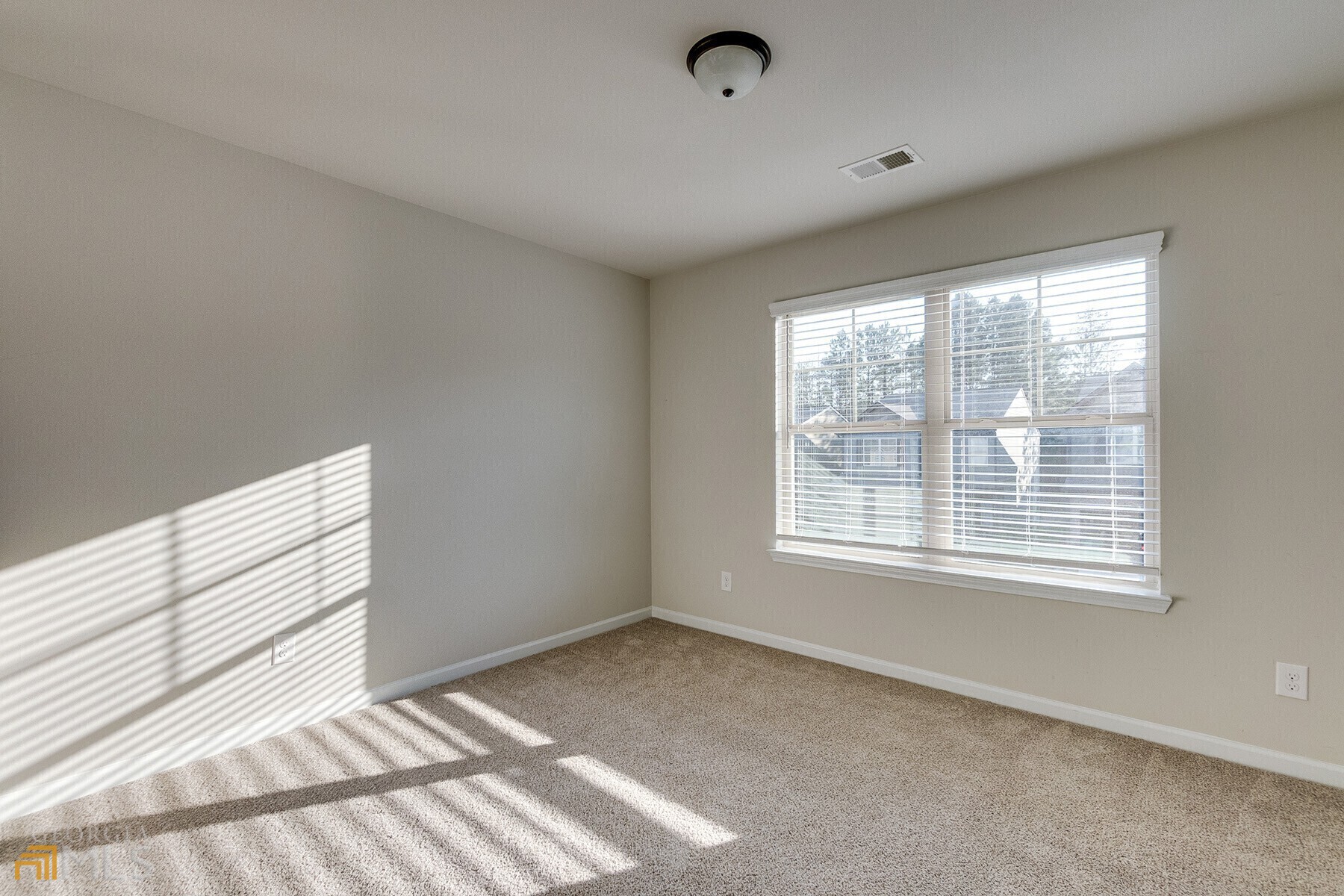 5752 Woodside Crossing