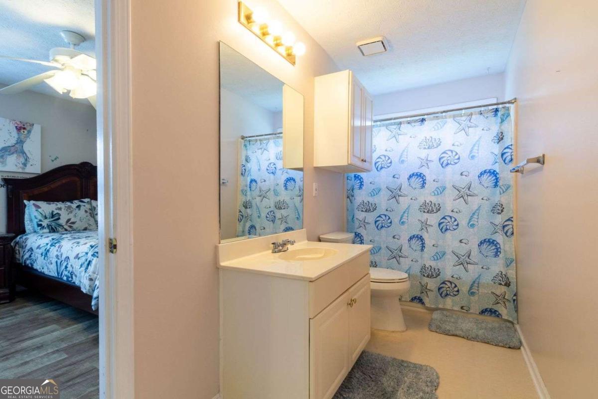 922 Heartwood Circle