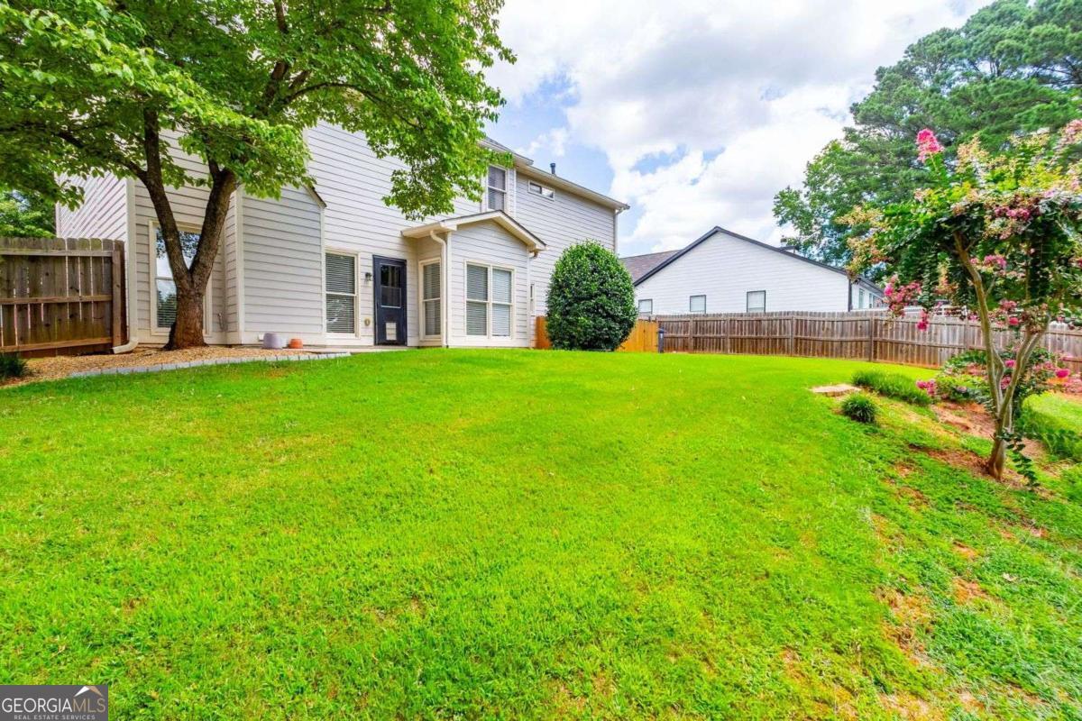 922 Heartwood Circle