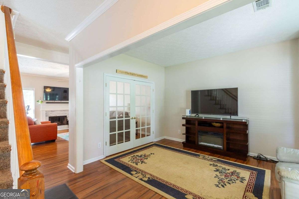 922 Heartwood Circle