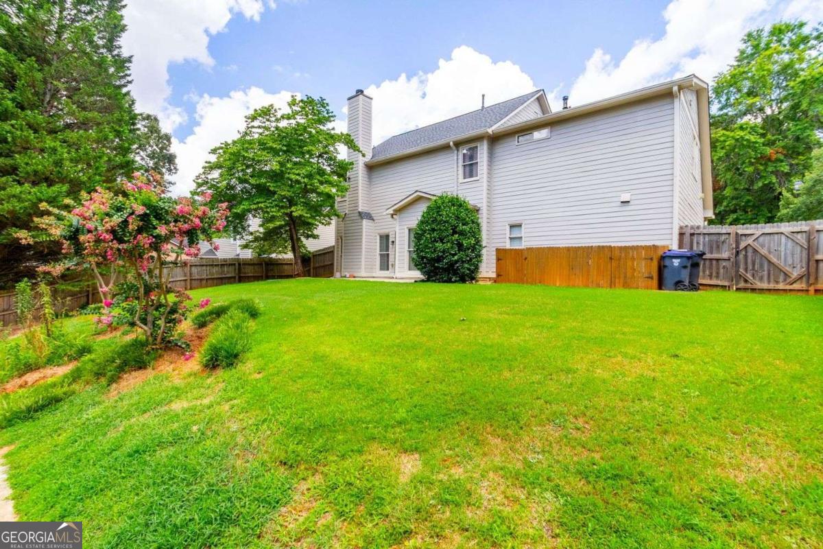 922 Heartwood Circle