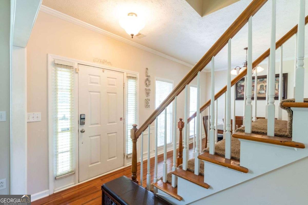 922 Heartwood Circle