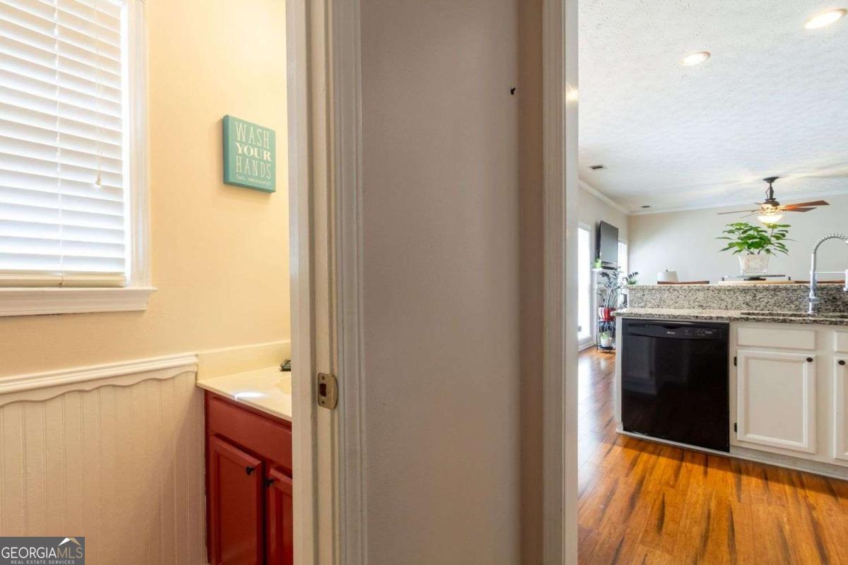 922 Heartwood Circle