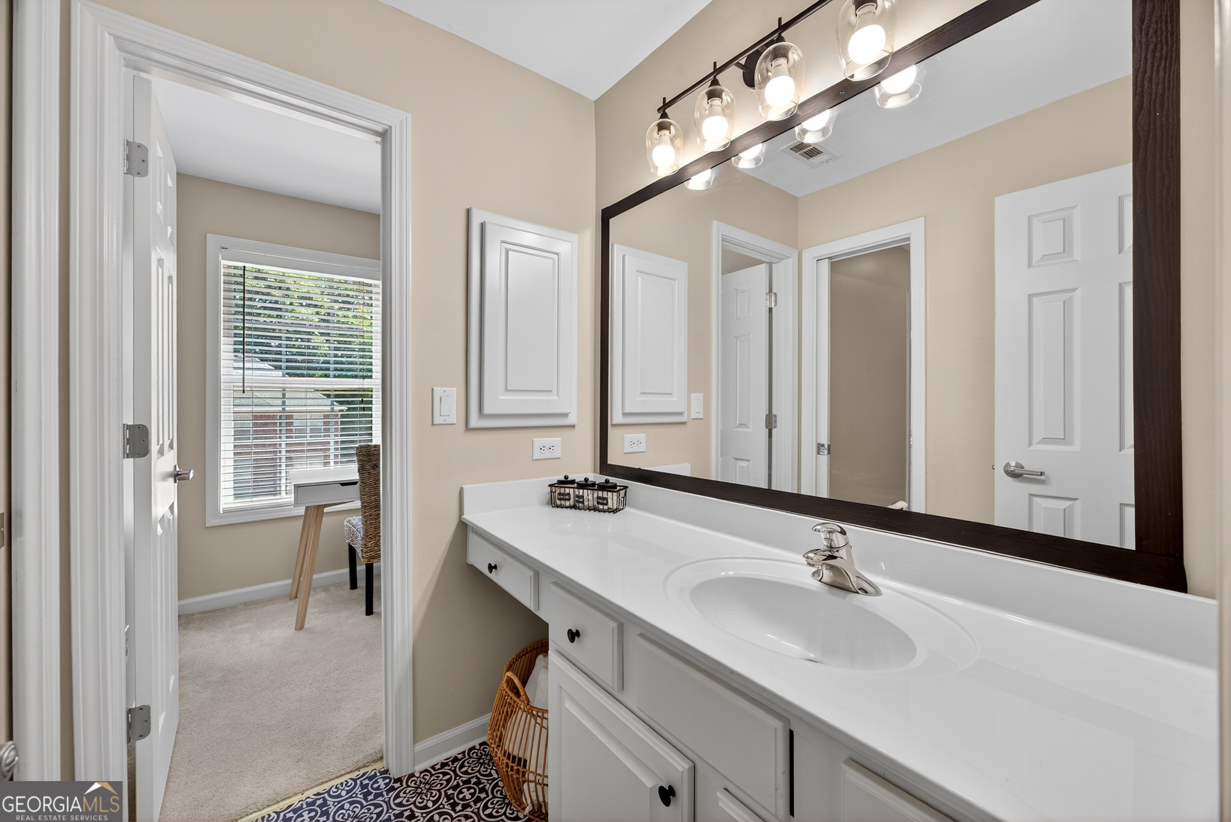 3482 Walnut Ridge