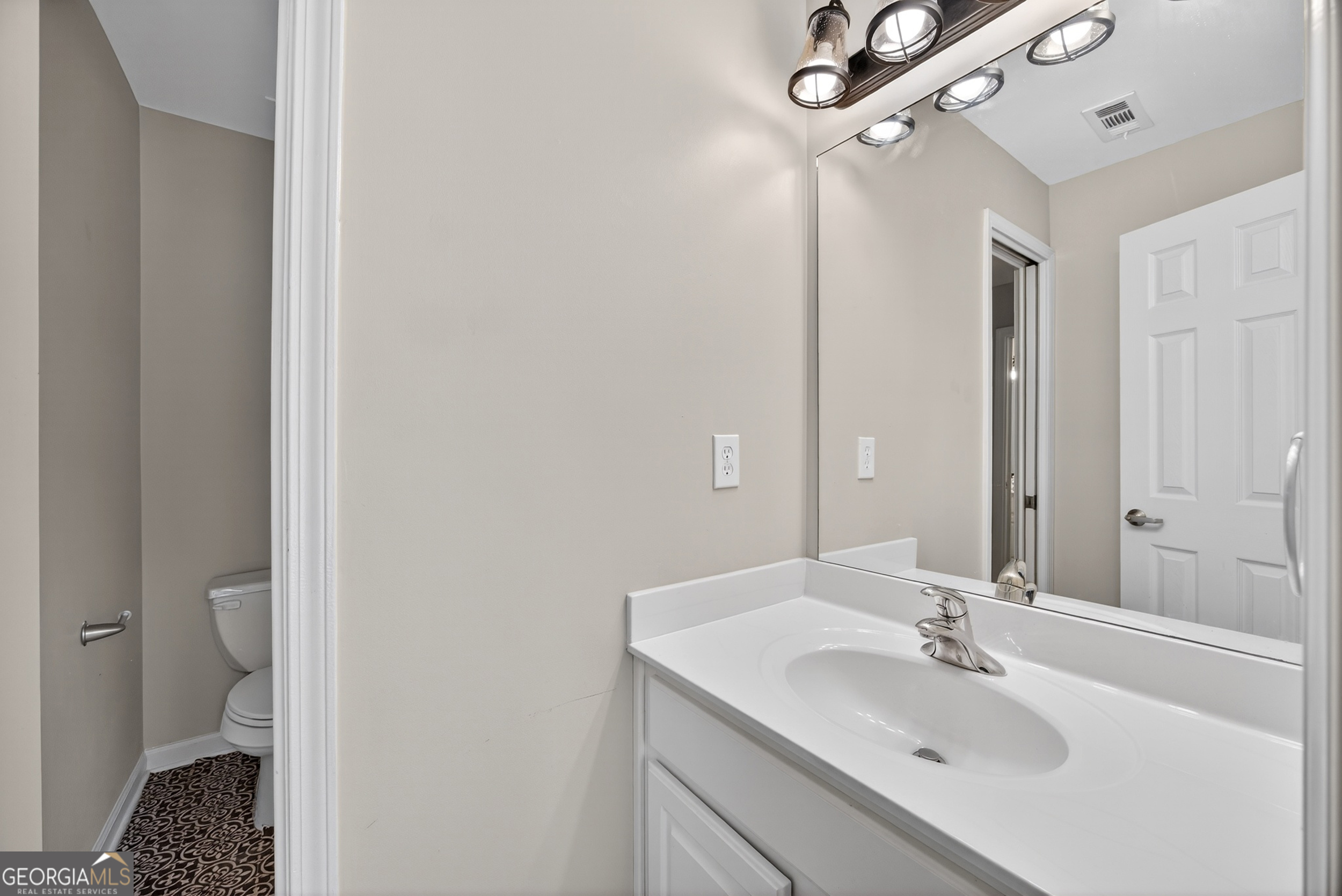 3482 Walnut Ridge