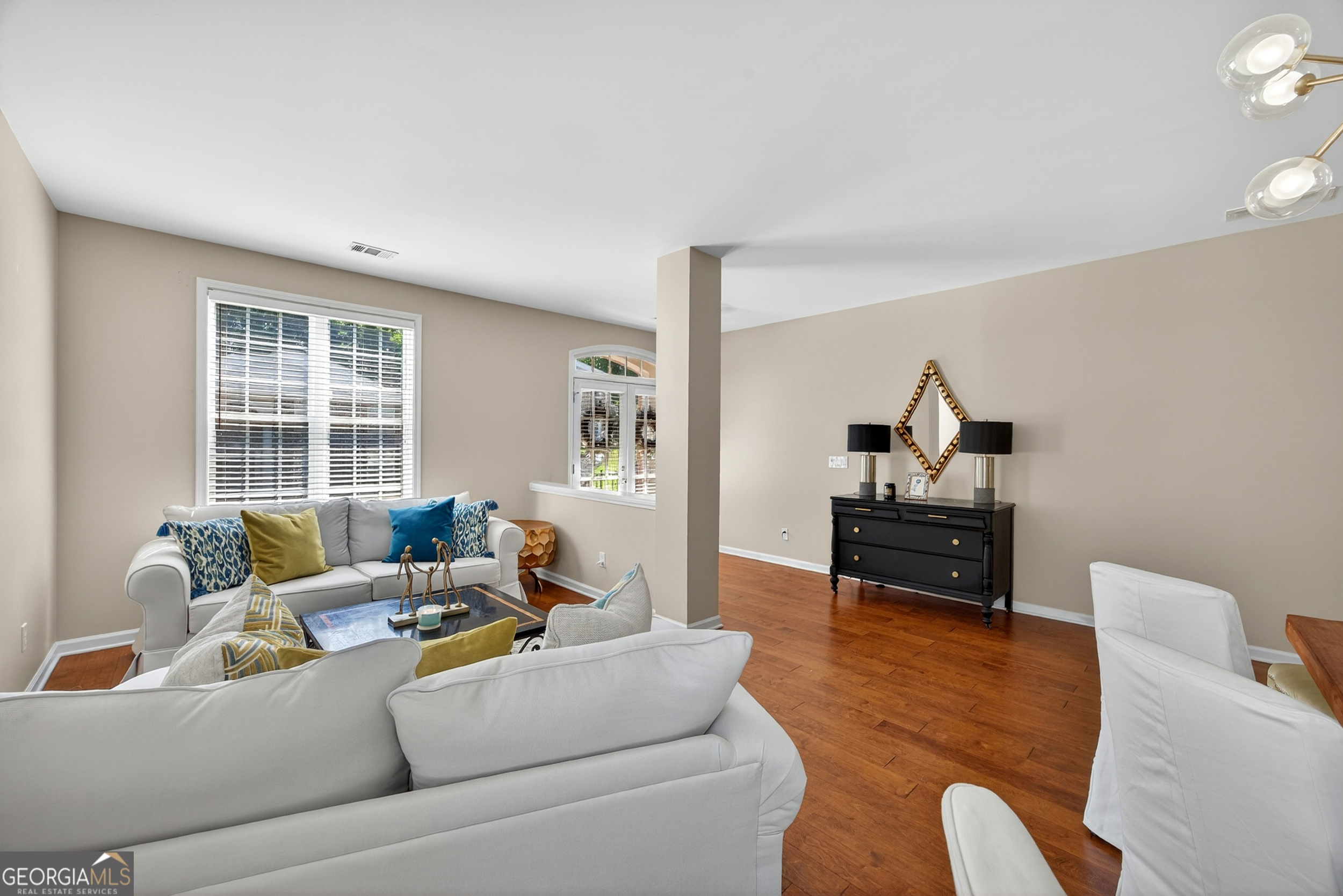3482 Walnut Ridge