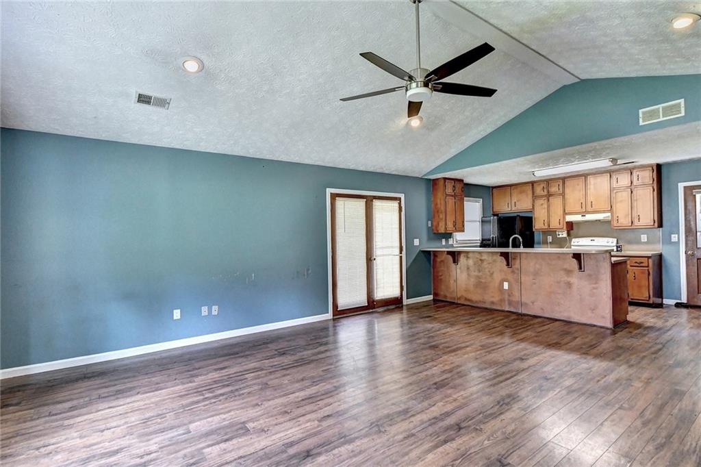 955 Old Loganville Road