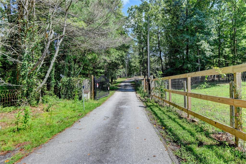 955 Old Loganville Road