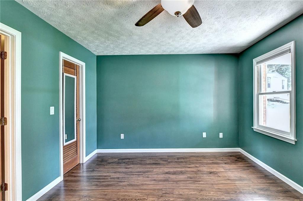 955 Old Loganville Road