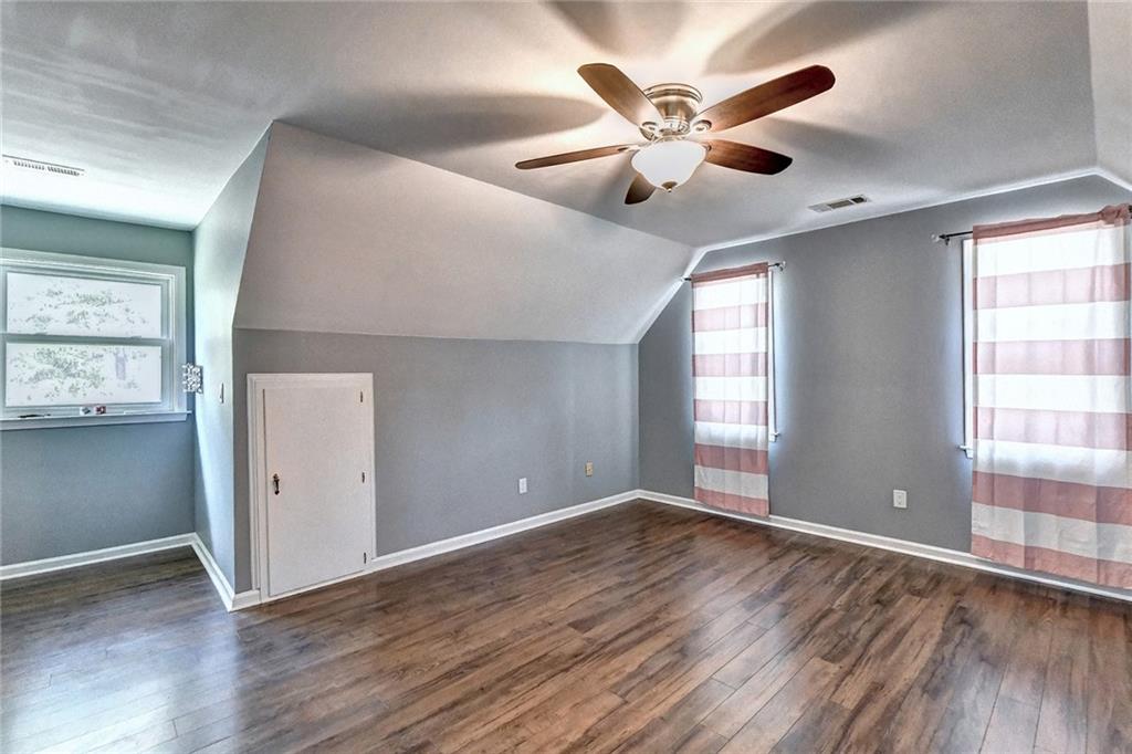 955 Old Loganville Road
