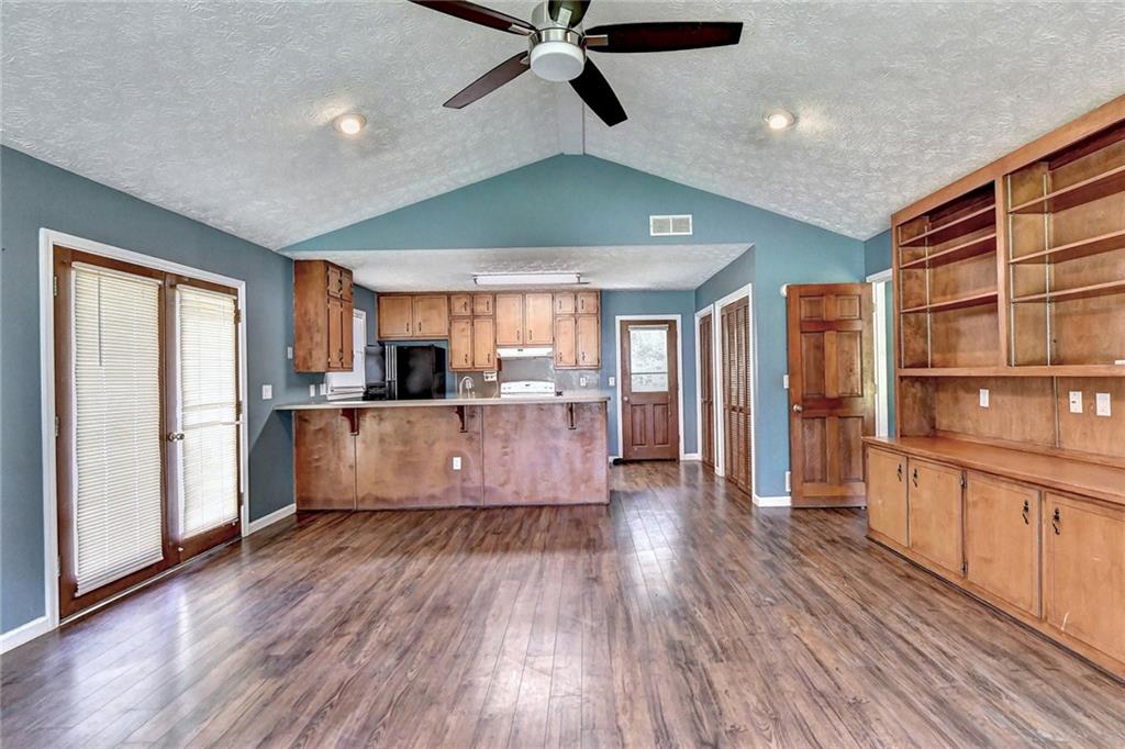 955 Old Loganville Road
