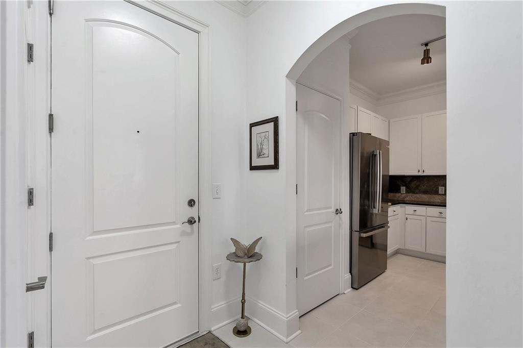 3621 Vinings Slope SE Unit 3204